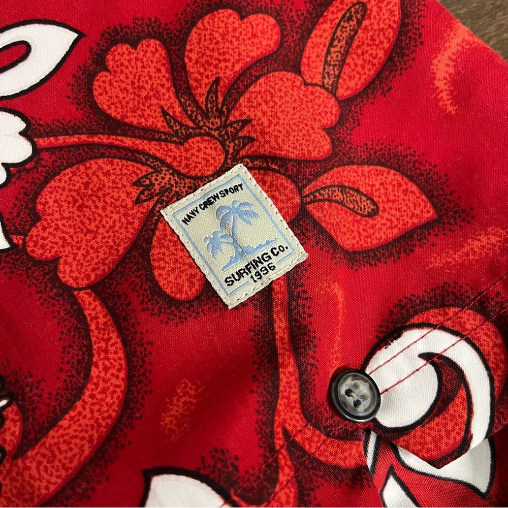 Red Floral Hawaiian Vintage Button Down Shirt - Picture 10 of 12